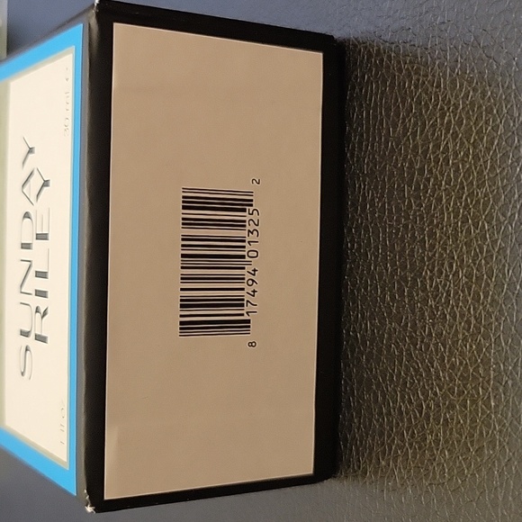 New Sunday Riley A+ Retinoid Serum 1 oz - Picture 4 of 9